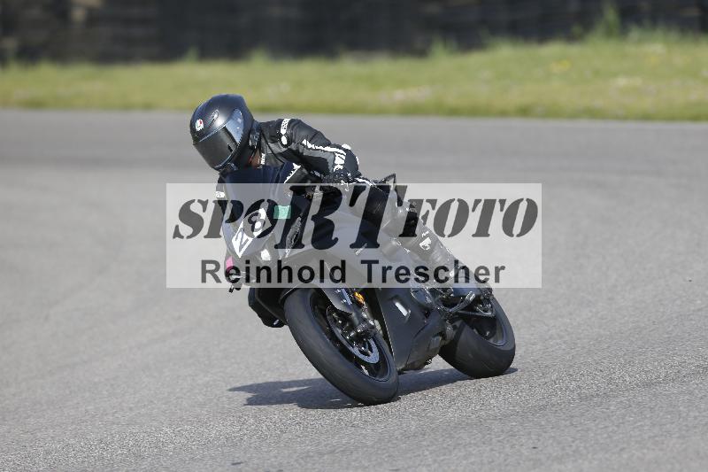 /08 17.04.2026  TZ Motorsport ADR/Gruppe gruen/28